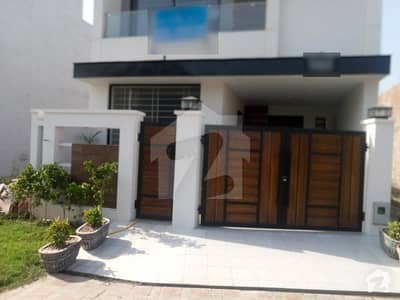 5 Marla Flat For Sale