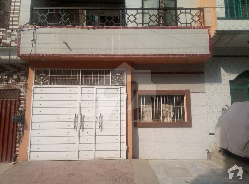 الفیصل ٹاؤن لاہور میں 2 کمروں کا 6 مرلہ زیریں پورشن 14 ہزار میں کرایہ پر دستیاب ہے۔