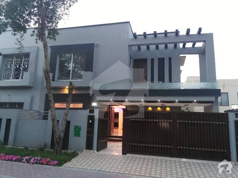 LUXURY HOUSE FOR RENT IN BAHRIA TOWN LAHORE