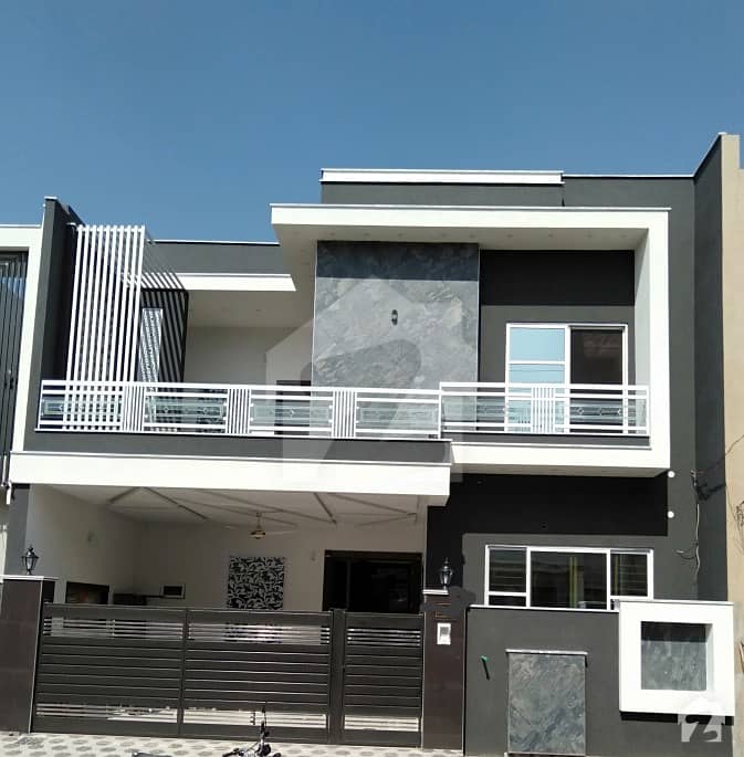 7 Marla Brand New House Available For Sale`