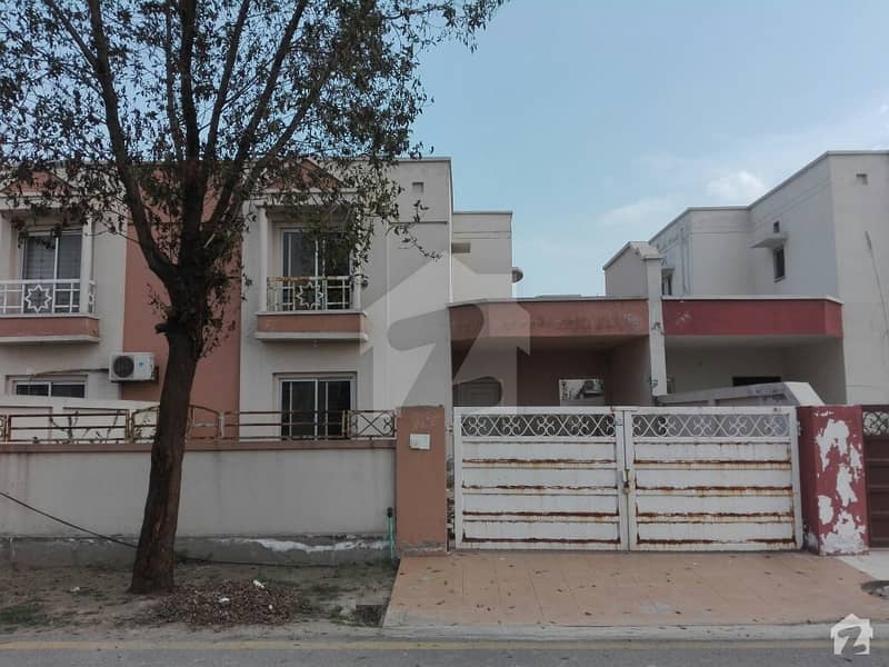 ایڈن آباد ایڈن لاہور میں 3 کمروں کا 10 مرلہ مکان 95 لاکھ میں برائے فروخت۔
