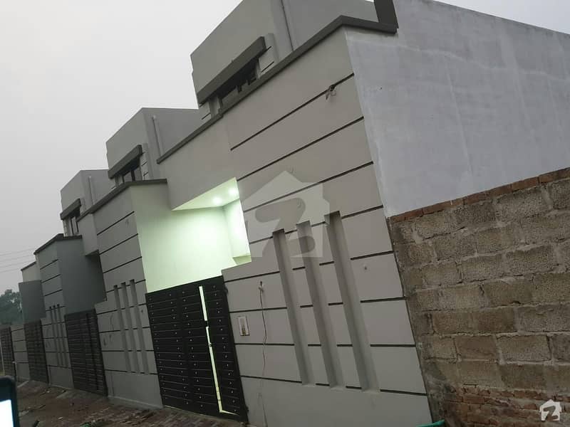 قادر کالونی گجرات میں 2 کمروں کا 5 مرلہ مکان 44.5 لاکھ میں برائے فروخت۔