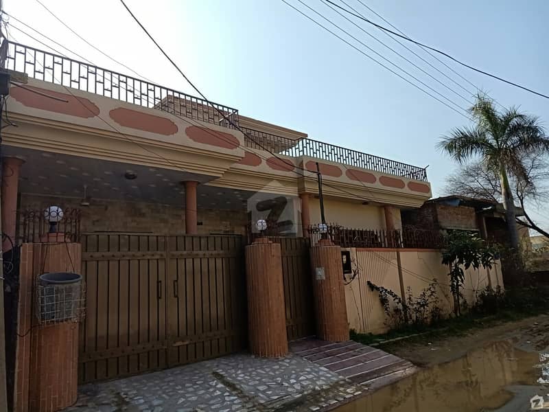 دارالسلام کالونی گجرات میں 3 کمروں کا 13 مرلہ مکان 1.5 کروڑ میں برائے فروخت۔ دارالسلام کالونی گجرات میں 3 کمروں کا 13 مرلہ مکان 1.5 کروڑ میں برائے فروخت۔