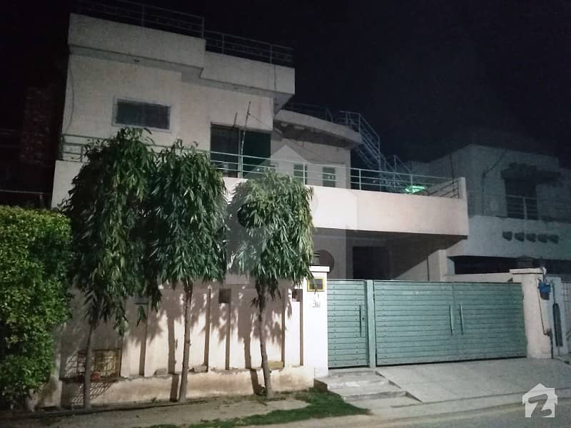 10 Marla House For Sale In Pchs Lhr Cantt