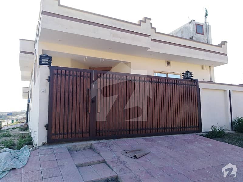 Beautiful Single Storey House In Block E Of B17 Constructed By Owner For Sale