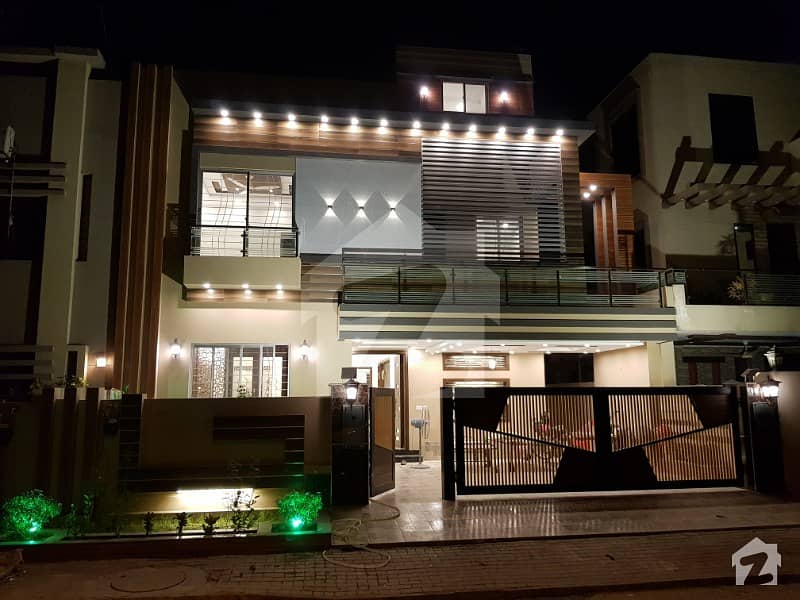 10 Marla Brand New  Luxury Executive Class  House For Sale Close  Park Block Nargis 480 In Bahria Town Lahore