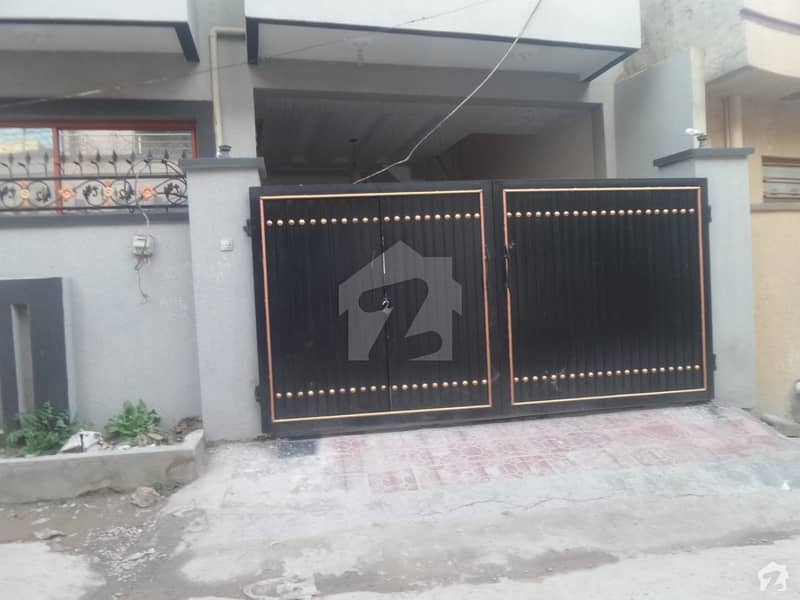 ڈیفنس روڈ راولپنڈی میں 5 کمروں کا 5 مرلہ مکان 80 لاکھ میں برائے فروخت۔