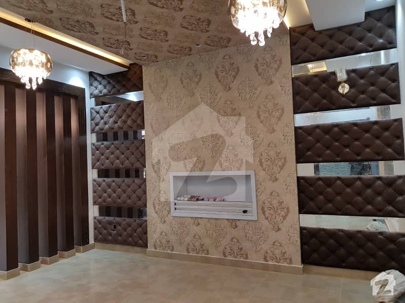 10 Marla Locking Brand New Well Constructed Beautiful House For Rent In Chambelli Block Bahria Town Lahore