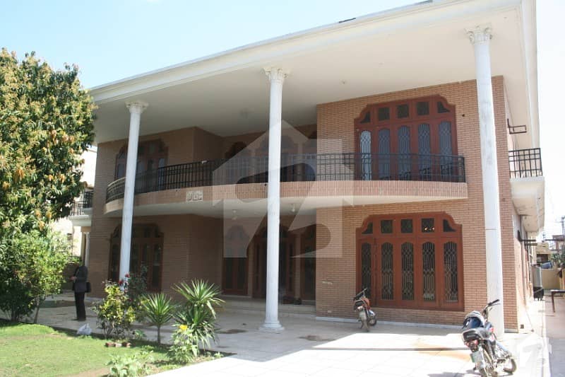 2 Kanal double unit house for rent