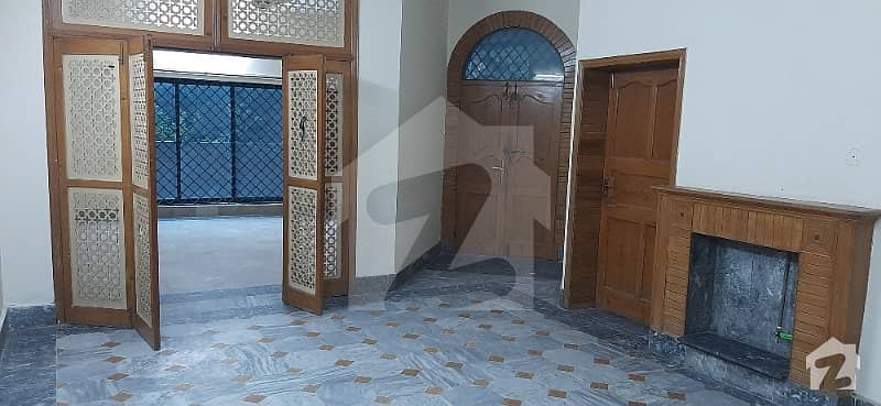 08Marla Ground Portion is Available For Rent 08Marla Ground Portion is Available For Rent