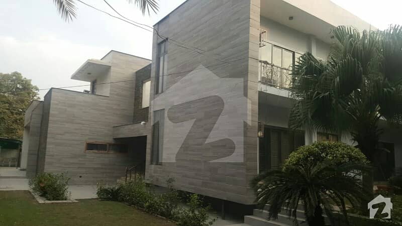 نیو مسلم ٹاؤن - بلاک اے نیو مسلم ٹاؤن لاہور میں 5 کمروں کا 270 کنال مکان 1.7 لاکھ میں کرایہ پر دستیاب ہے۔