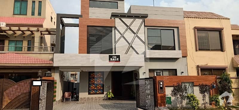 10 Marla House For Sale In Jasmine Block Sector C Bahria Town Lahore