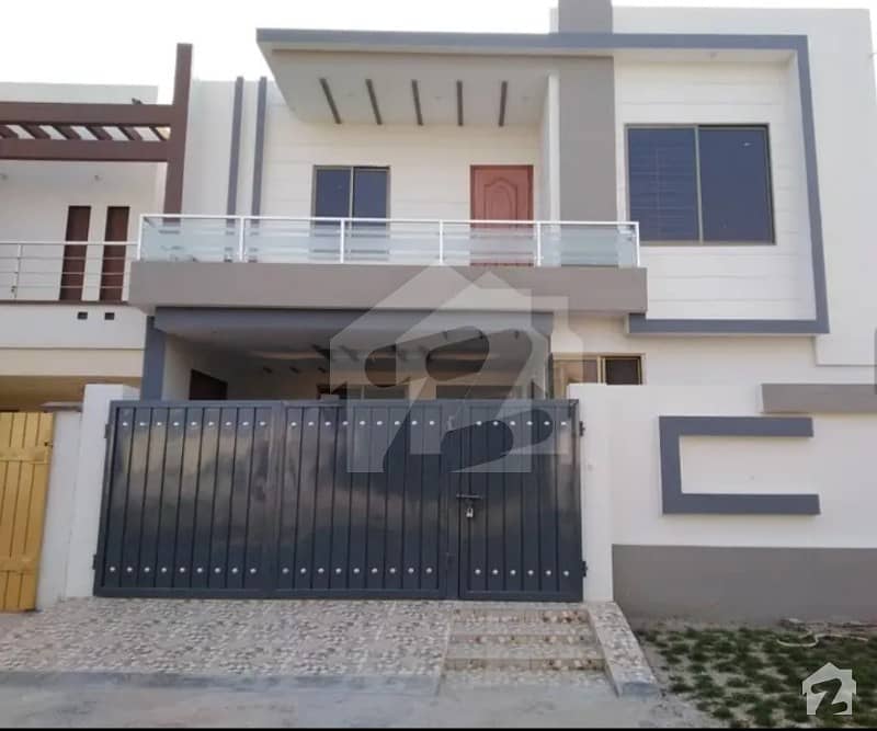 7 Marla Brand New Beautiful House With Solid Construction At Hot Location