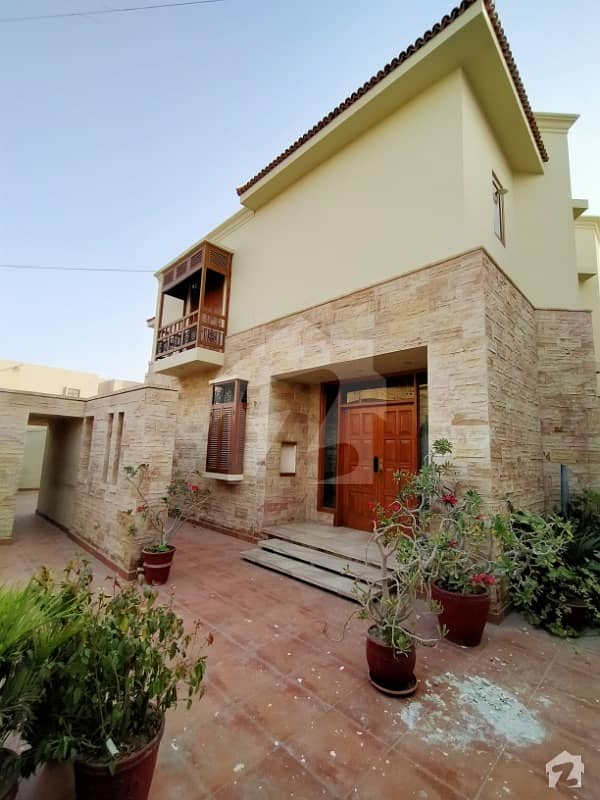 Slightly Used, Fully Furnished 600 Yards House For Rent In DHA Phase 6
