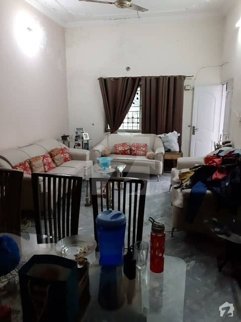 25X40 Beautiful House Near To Markaz Near To Mosque For Sale