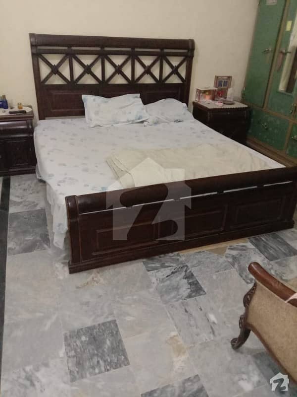 چشتیاں محلہ جہلم میں 4 کمروں کا 6 مرلہ مکان 50 لاکھ میں برائے فروخت۔