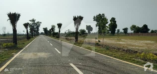 4 Kanal Farm House Land For Sale At Main Boulevard Of Lahore Greenz Road 4 Kanal Farm House Land For Sale At Main Boulevard Of Lahore Greenz Road