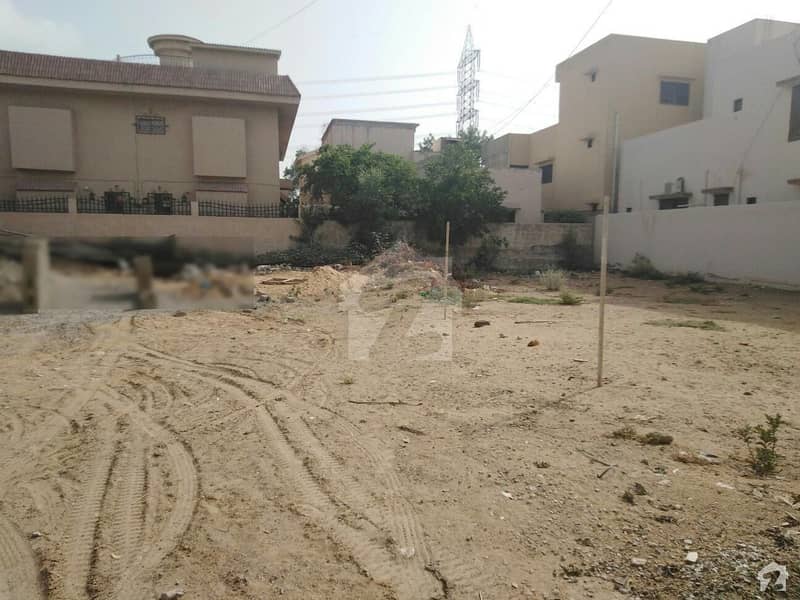 گلشنِ معمار - سیکٹر زیڈ گلشنِ معمار گداپ ٹاؤن کراچی میں 8 مرلہ رہائشی پلاٹ 1.2 کروڑ میں برائے فروخت۔