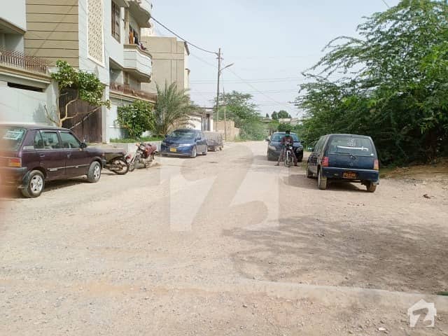 400 Sq Yards Plot Available For Sale In Block 7