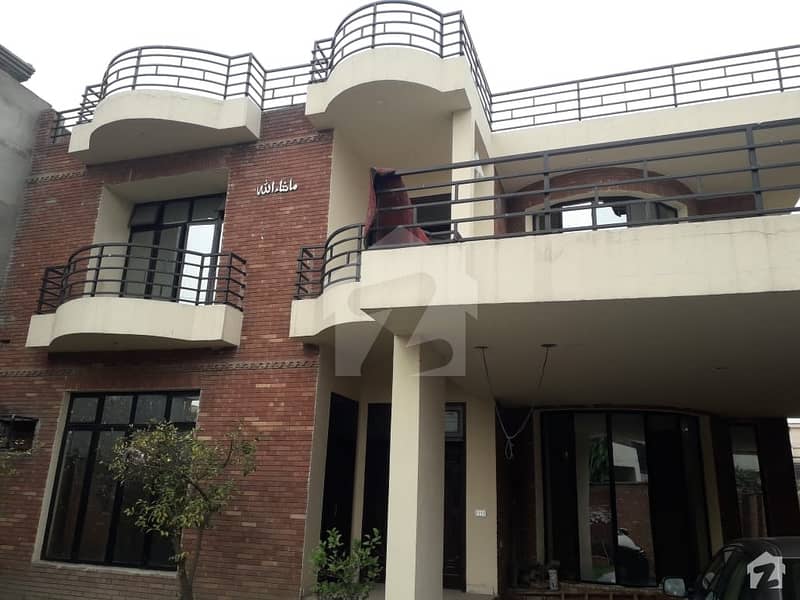 گلدشت ٹاؤن ۔ بلاک اے گُلدشت ٹاؤن لاہور میں 5 کمروں کا 1 کنال مکان 3.8 کروڑ میں برائے فروخت۔