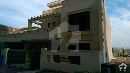 بحریہ انکلیو - سیکٹر اے بحریہ انکلیو بحریہ ٹاؤن اسلام آباد میں 5 کمروں کا 10 مرلہ مکان 2.48 کروڑ میں برائے فروخت۔ بحریہ انکلیو - سیکٹر اے بحریہ انکلیو بحریہ ٹاؤن اسلام آباد میں 5 کمروں کا 10 مرلہ مکان 2.48 کروڑ میں برائے فروخت۔