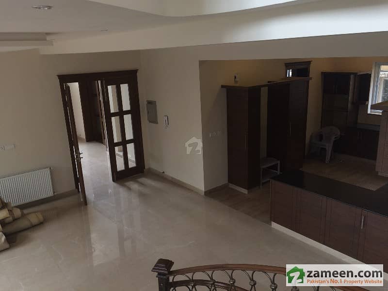 F7/1 Brand New Size 500 Yd Architect Design Triple Storey Owner Build House Prime Location 8 Bedrooms With Attached Stylish Jacuzzi F7/1 Brand New Size 500 Yd Architect Design Triple Storey Owner Build House Prime Location 8 Bedrooms With Attached Stylish Jacuzzi