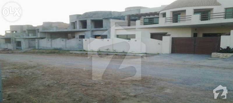 10 Marla Structure Available In PECHS Near Kashmir Highway And New Islamabad Airport