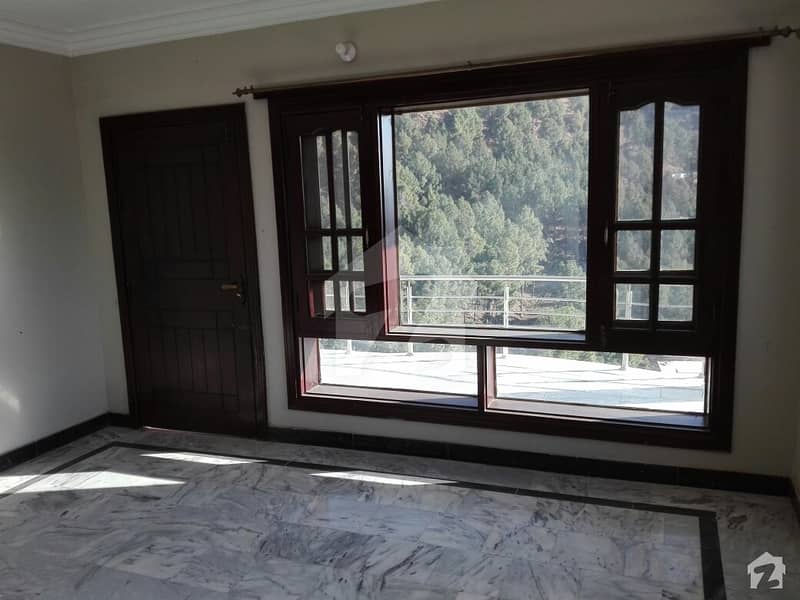 House Available For Sale House Available For Sale