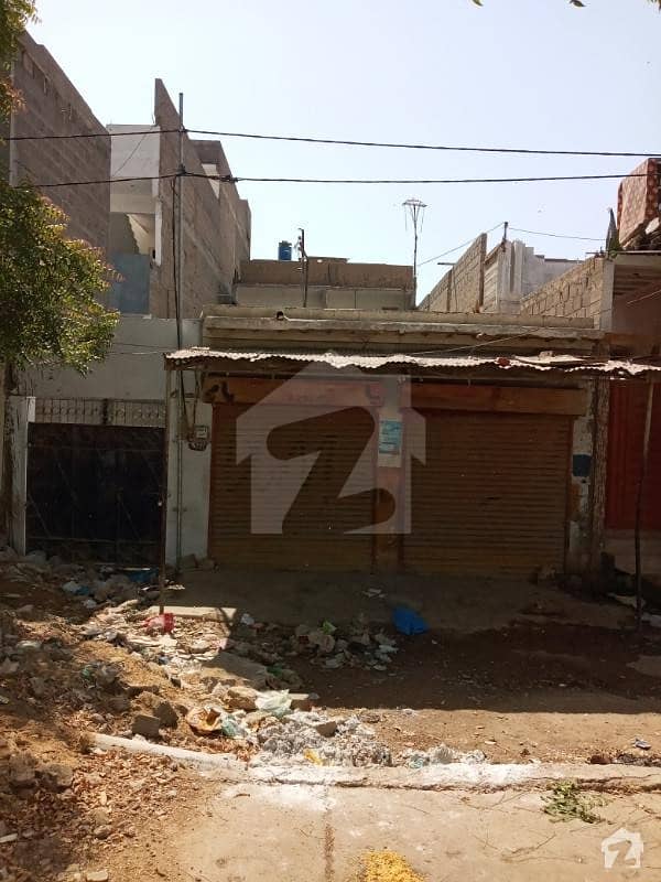 لانڈھی کراچی میں 5 کمروں کا 10 مرلہ مکان 1.5 کروڑ میں برائے فروخت۔