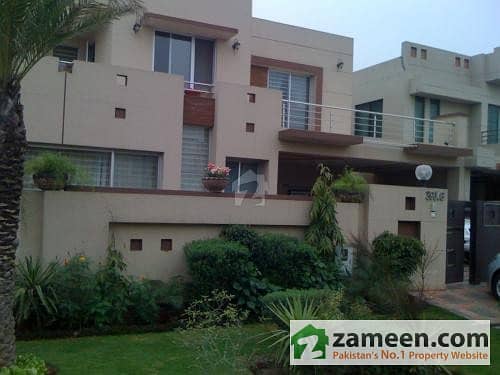 1 Kanal Brand New Master Peace Bungalow With Basement In Dha Phase 5