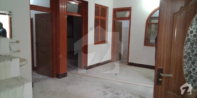 باڈا روڈ پشاور میں 5 کمروں کا 5 مرلہ مکان 90 لاکھ میں برائے فروخت۔