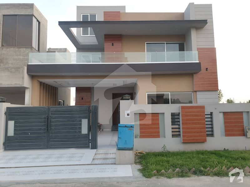 10 Marla Brand New House Hot Location 4 Bed And 1 Servant Quarter In Basement