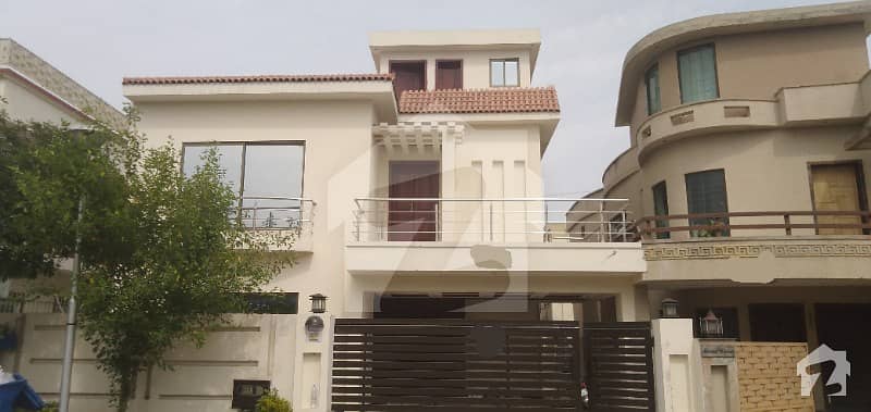 10 Marla Double Unit Beautiful House For Rent In Bahria Town Phase 2