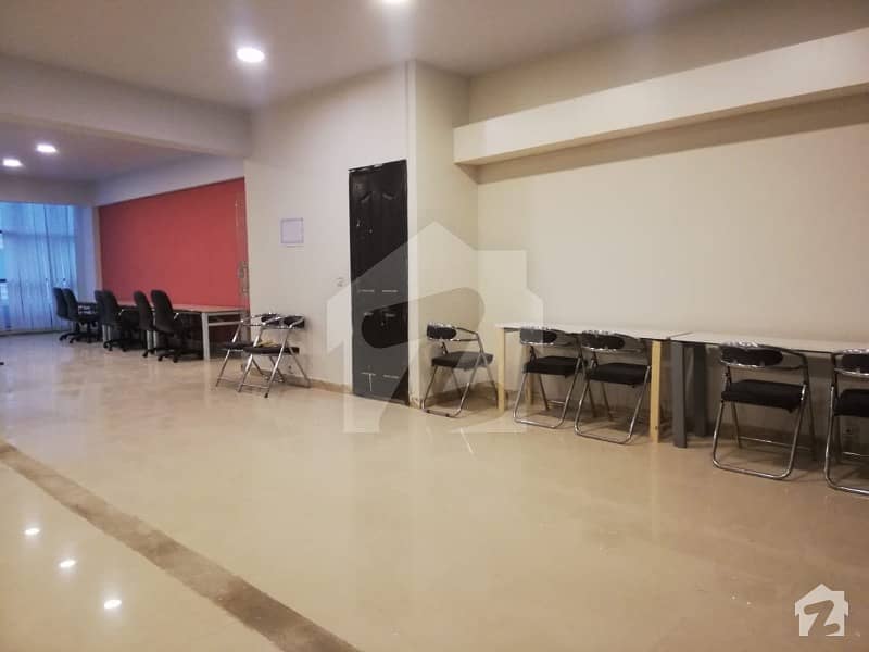 Exclusive Rented Office Above Gloria Jeans F11 Markaz