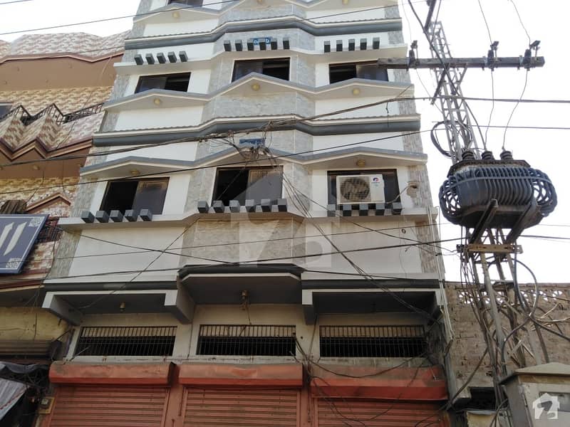 133 Sq Yard Building For Sale Available At Latifabad No 11,, Main Market