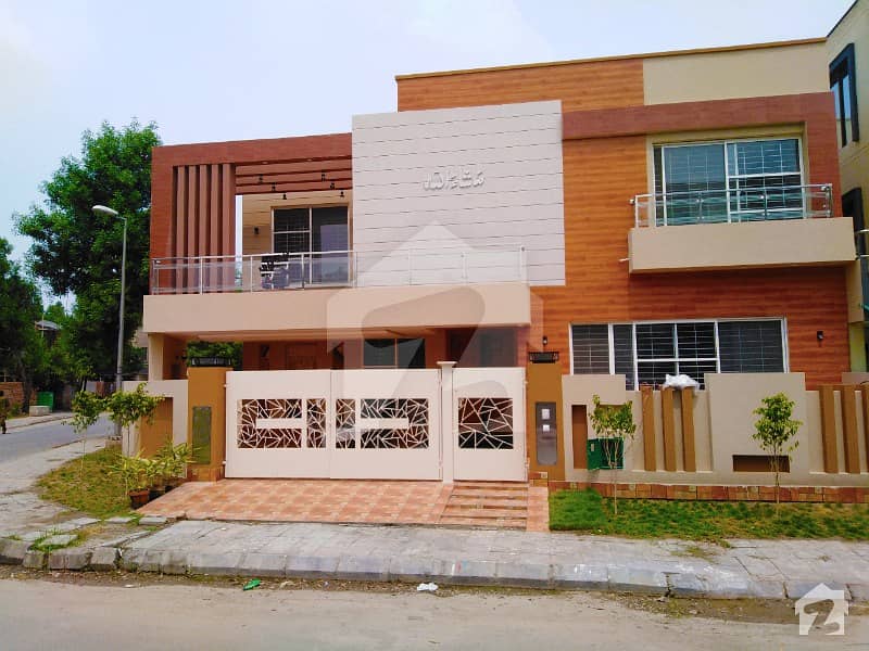 15 Marla Corner Luxurious House Sector C Bahria Town Lahore