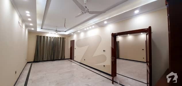 آفیسرز گارڈن کالونی ورسک روڈ پشاور میں 9 کمروں کا 4500 کنال مکان 5 کروڑ میں برائے فروخت۔