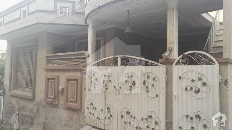 پی آئی اے کالونی راولپنڈی میں 2 کمروں کا 4 مرلہ مکان 55 لاکھ میں برائے فروخت۔