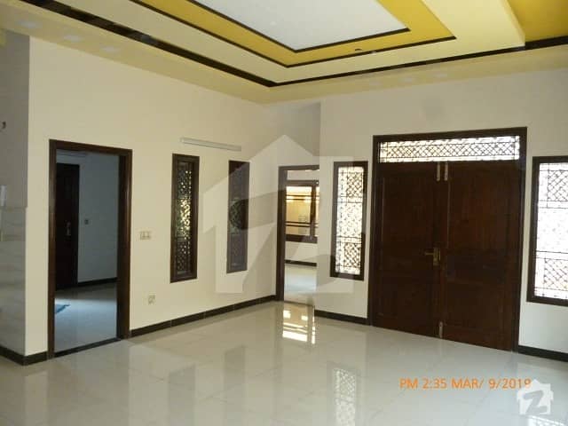 گلشنِ معمار - سیکٹر آر گلشنِ معمار گداپ ٹاؤن کراچی میں 3 کمروں کا 10 مرلہ مکان 1.55 کروڑ میں برائے فروخت۔