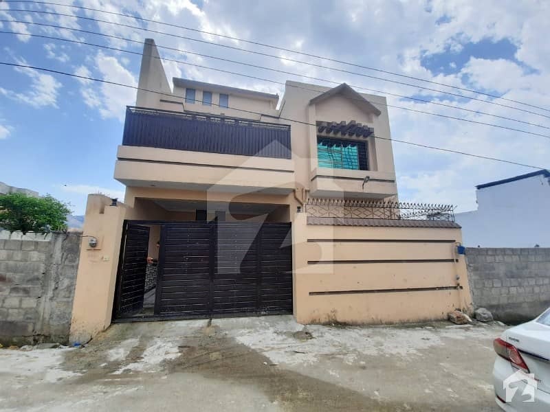 نواں شیر ایبٹ آباد میں 6 کمروں کا 8 مرلہ مکان 1.5 کروڑ میں برائے فروخت۔