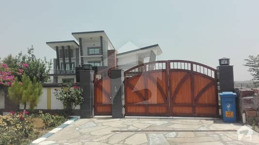 New Constructed 10 Kanal Farm House For Sale