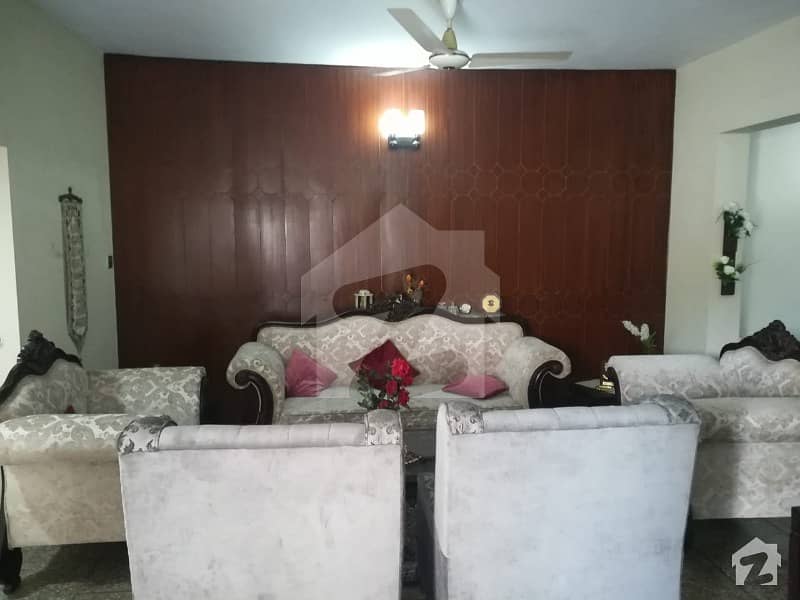 شیرزمان کالونی راولپنڈی میں 5 کمروں کا 10 مرلہ مکان 1.7 کروڑ میں برائے فروخت۔
