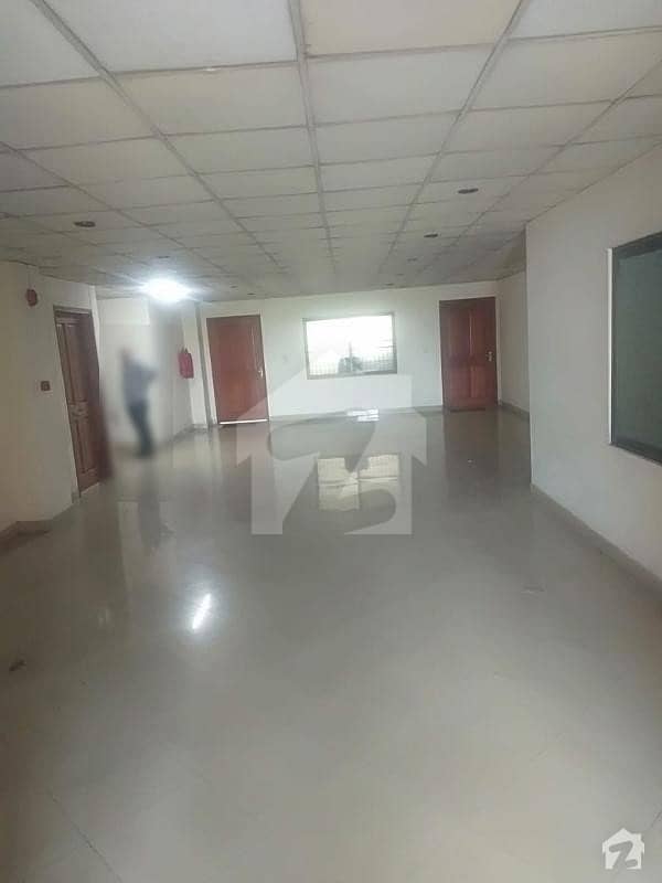 820 Sqft Flat Office For Sale Near Main Market Gulberg 2