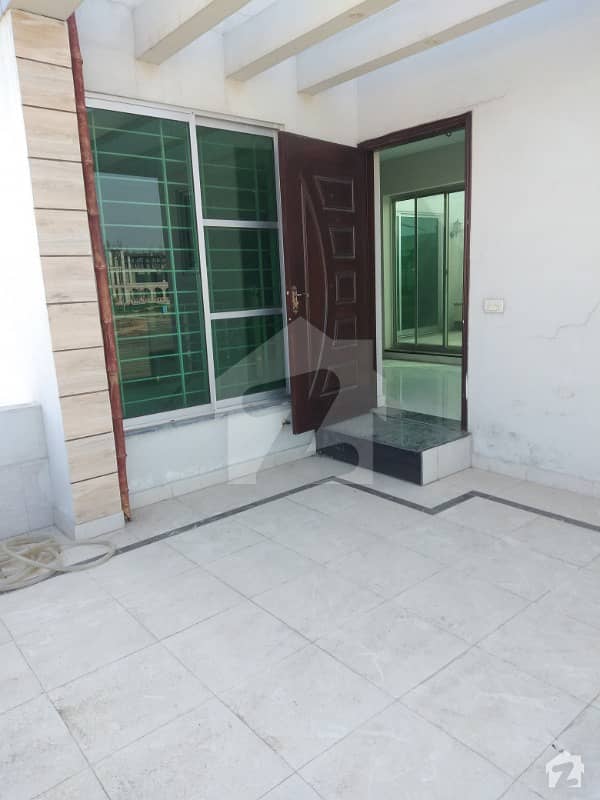 10 Marla Upper Portion Available For Rent In Dha Rahbar 1