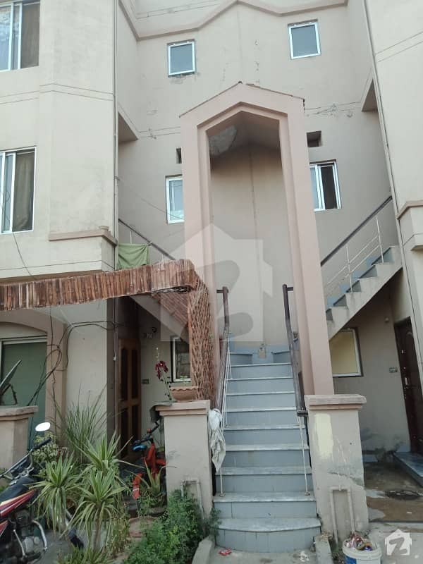 2.5 marla duplex portion for rent on eden value homes Multan Road Lahore.