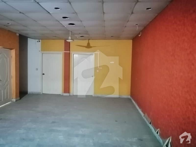 Flat For Sale In Green Town On Main Road Flat For Sale In Green Town On Main Road