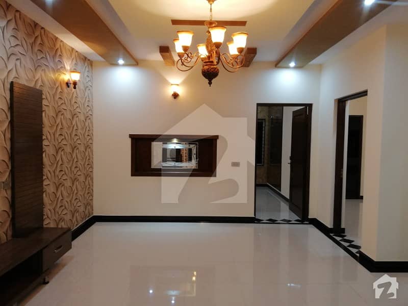 Like A Brand New 1 Kanal full Double story house for Rent in Overseas A Bahria Town Lahore