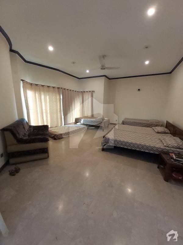 1 Kanal  Upper Portion For Rent