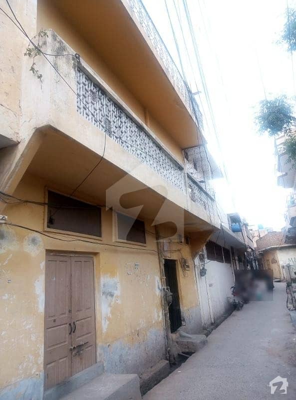 ڈھوک کشمیریاں راولپنڈی میں 6 کمروں کا 2 مرلہ مکان 65 لاکھ میں برائے فروخت۔