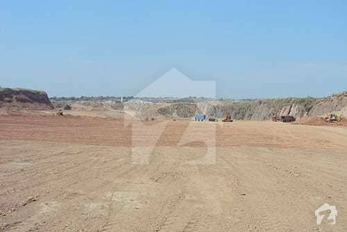 Dha City 200 Yard Commercial Plot Is Up For Sell On Prime Location In Dha City Karachi